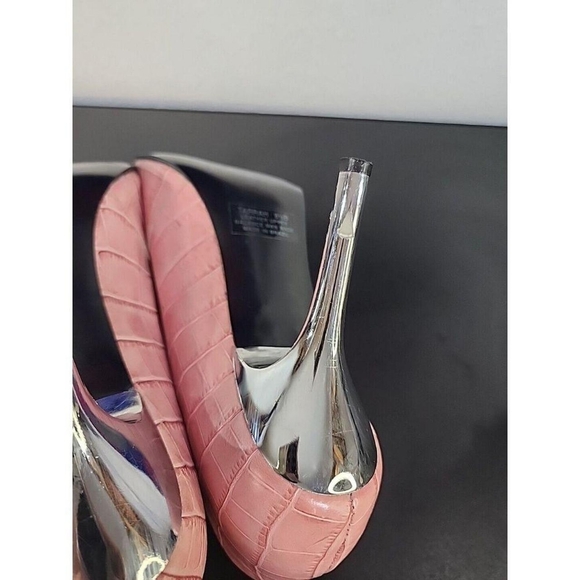Steve Madden Women's Pink Croc Print Leather Heels - Picture 8 of 8